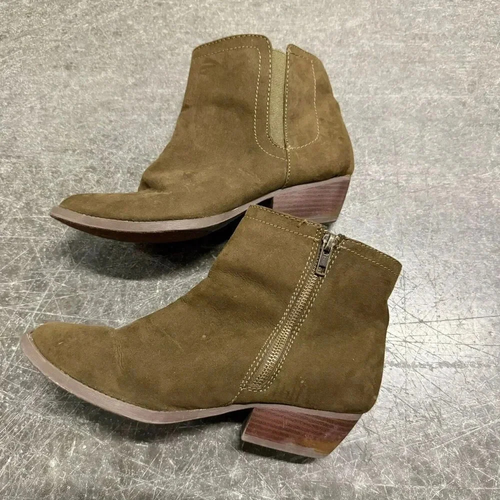Women’s Ankle Bootie Suede Olive Green With Two Inch Heel Fall Winter Sz 8.5